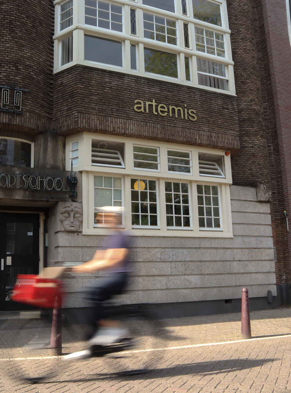 Artemis-Foto-Staand-1